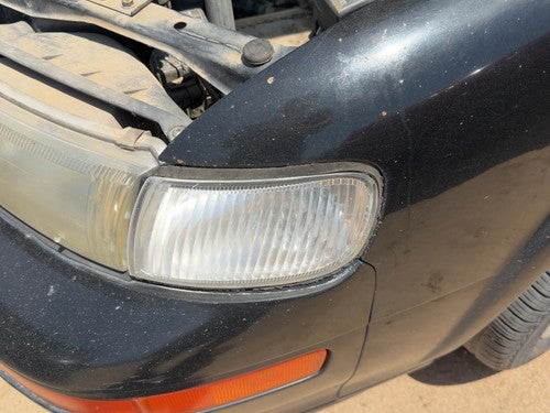 97-99 Nissan Maxima Driver Left Front Turn Signal Light Lamp Oem Fender Mounted