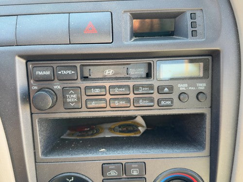 2001-2006 Hyundai Elantra Stock Radio Oem Factory Stereo Cd Player 961412D100Ax