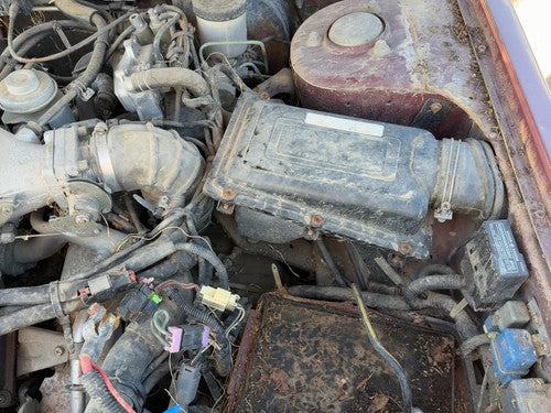 85-88 Maxima Complete Air Intake Cleaner Filter Box Housing With Tube Oem 3.0L
