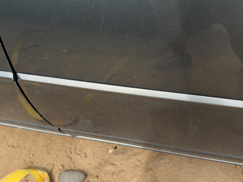 98-04 Seville Driver Left Rear Moulding From Door Back Side Molding Sedan Sts Th