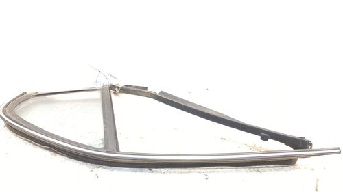 95-01 Chevy Lumina Driver Left Rear Vent Window Small Back Door Glass With Frame