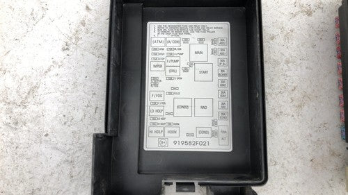 2005 Kia Spectra Engine Fuse Box Power Distribution Panel 2.0L 4 Door 919572F020
