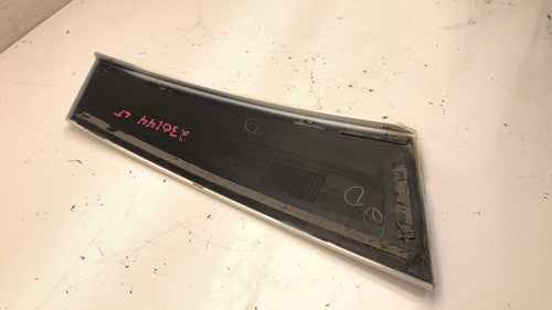 2008 Buick Enclave Driver Left Rear Moulding On Quarter Panel Oem 15839679