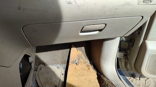 07 Suzuki Grand Vitara Xl-7 Glove Box Assembly Complete Door With Latch Oem Tan