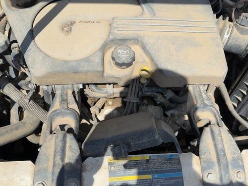 2006-2007 Chevy Monte Carlo Front Valve Cover Oem 3.9L 12591711