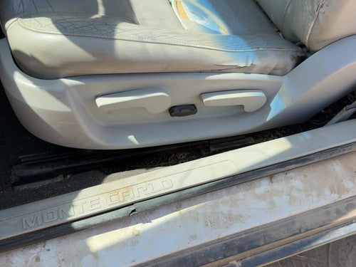 06 Monte Carlo Driver Left Side Power Seat Switch With Trim Panel Oem Gray 832