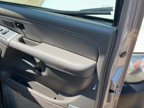 05 Suburban 1500 Passenger Right Front Door Trim Panel With Switches Gray 92I