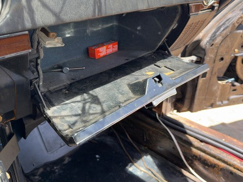 1980 Mercedes 450Sl 107 Glove Box Assembly Complete Door With Latch Oem Black