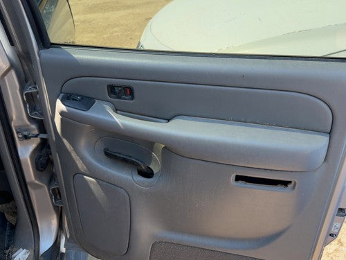 00-06 Suburban 1500 Passenger Right Rear Door Trim Panel Switches Back Gray 92I