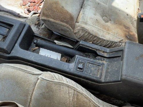 1985-1988 Nissan Maxima Center Console Assembly Gray Automatic 3.0L OEM