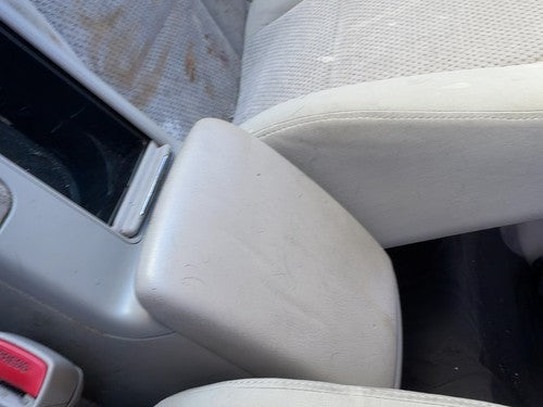 06 Legacy Outback Center Console Lid Only Oem Arm Rest Fold Down 2.5L Taupe Tau