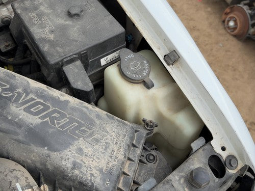 95-05 S10 Blazer Windshield Washer Fluid Reservoir With Pump Oem Wiper Tank
