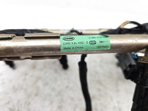 05-09 Chevy Equinox Complete Fuel Rail With Injectors Set With Harness Oem 3.4L