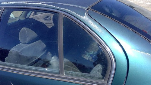 95-01 Chevy Lumina Driver Left Rear Vent Window Small Back Door Glass With Frame