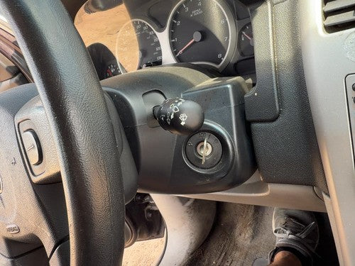 2005-2006 Chevy Equinox Steering Column Assembly Oem Light Gray 14B 19178903