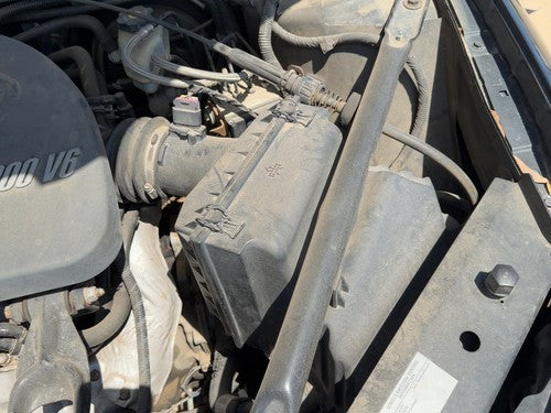 10-11 Impala Complete Air Intake Cleaner Filter Box Housing With Tube Oem 3.9L