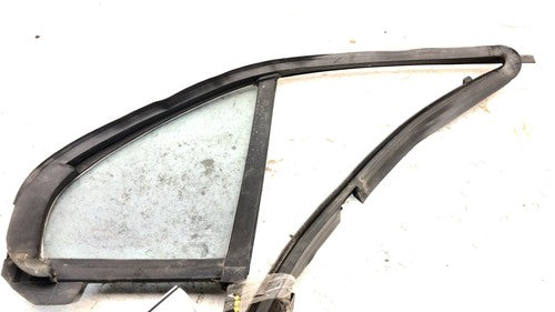 95-01 Chevy Lumina Driver Left Rear Vent Window Small Back Door Glass With Frame