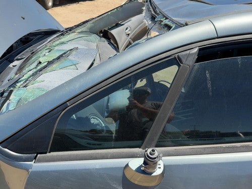 06-12 Eclipse Driver Left Front Vent Window Small Door Glass With Frame Oem