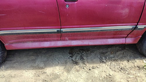 91-94 Ford Explorer Passenger Right Lower Rocker Panel Moulding Side Skirt Oem