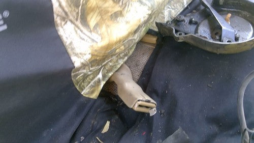 1986 Isuzu Pup Pickup Passenger Right Front Seat Belt Buckle Receiver Oem Brown