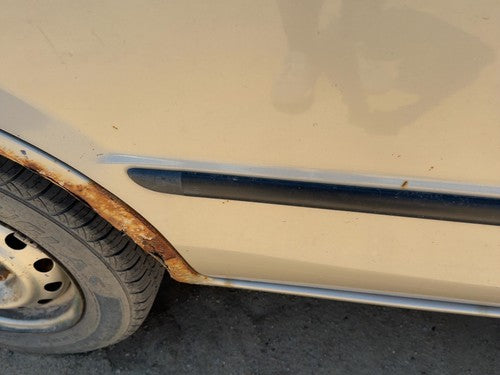 99-03 Protege Dx Passenger Right Rear Moulding From Door Oem Back Trim Strip