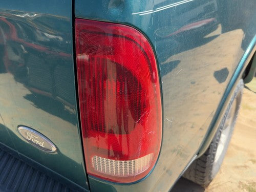 1997-2004 Ford F150 Passenger Right Tail Light Brake Lamp Oem Rear F85Z13404Ca