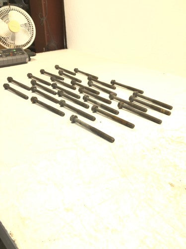 2003 03 Freightliner Set Of 26 Head Bolts Oem 5.9L Cummins 6Bt