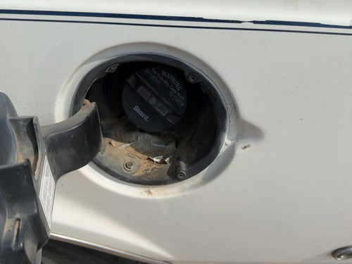 1986 Oldsmobile 98 Fuel Filler Neck Assembly With Gas Cap Oem