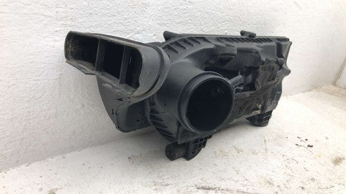 12-15 C300 Complete Air Intake Cleaner Filter Box Housing With Tube Oem 3.5L