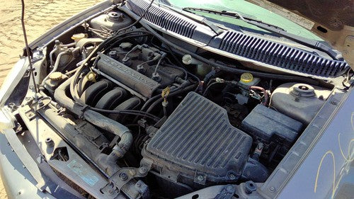 2000-2005 Dodge Neon Passenger Right Front Door Latch With Rods/Cables Oem