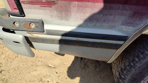 1991-1994 S10 Blazer Passenger Right Rear Moulding On Quarter Panel Oem
