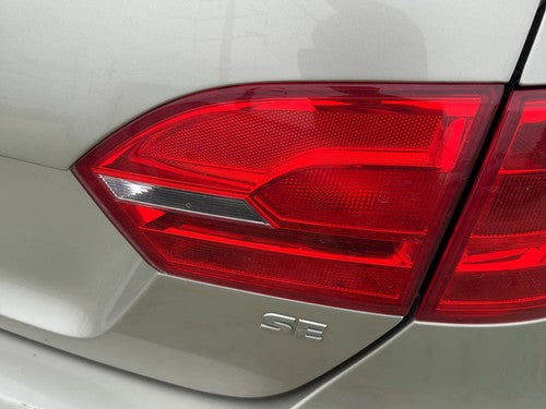2011-2014 Vw Jetta Passenger Right Inner Tail Light Brake Lamp Oem Rear