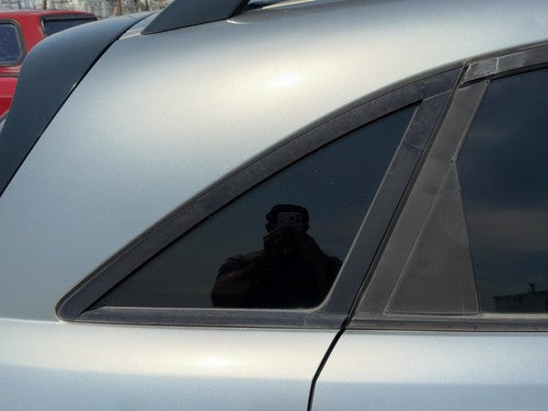 2003-2005 Infinity Fx45 Passenger Right Rear Quarter Glass Back Side Window Oem