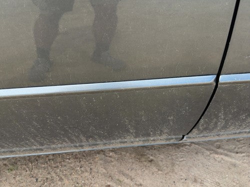 98-04 Seville Passenger Right Rear Moulding From Door Oem Back Thunder Gray 88U