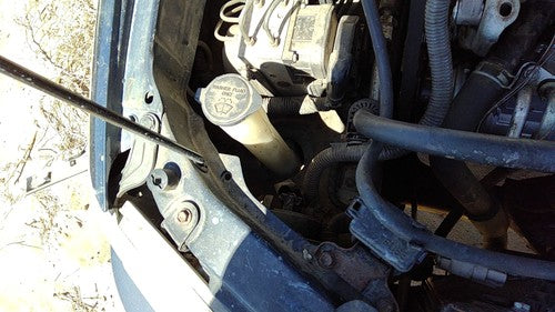 97-01 Toyota Camry Windshield Washer Fluid Reservoir With Pump Oem Wiper Tank