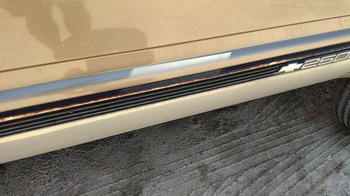 1995-2000 Silverado 2500 Passenger Right Front Moulding From Door Oem Trim Strip