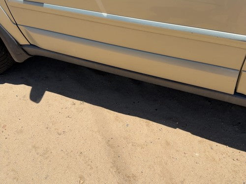 05-09 Legacy Outback Driver Left Front Lower Moulding From Door Oem Gold 9J