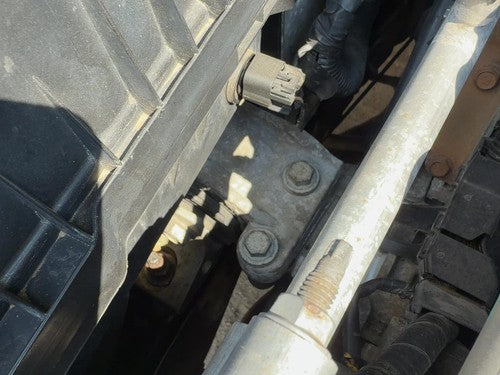 2004-2007 Saturn Vue Redline Passenger Right Engine Motor Mount 3.5L 22727637