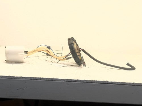 99-04 F250 Super Duty Complete Fuel Pump With Sending Unit Oem 6.8L V10 At 4X4