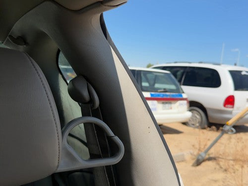2006-2007 Chevy Monte Carlo Driver Left B-Pillar Trim Panel Oem