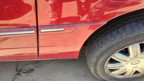 06 Chrysler Town Country Driver Left Rear Moulding On Quarter Panel Oem Red Prh