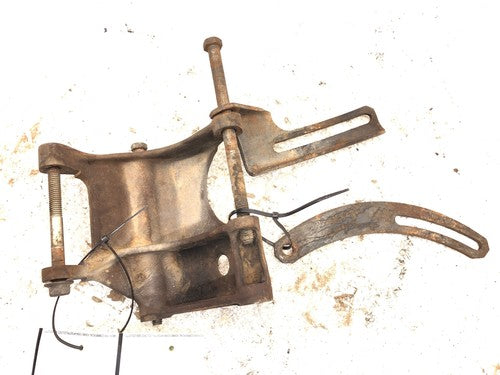 1983 Ford Van E150 5.8L Alternator Smog Pump Bracket Oem Eque-9B450-Aa