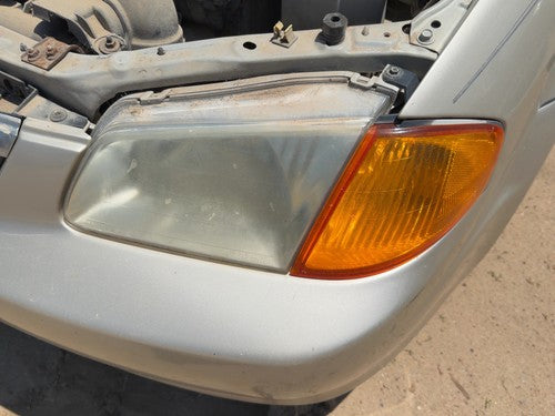 1999-2000 Mazda Protege Dx Driver Left Head Light Oem Front Lamp Bj0E51040Ap1