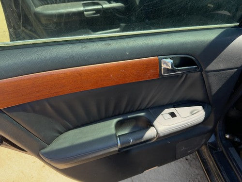 06-07 M35X Driver Left Rear Door Trim Panel With Switches Back Wood Graphite