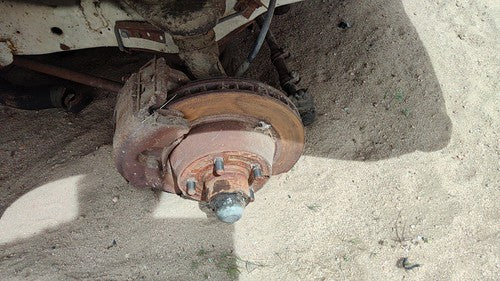73-80 Van B200 Passenger Right Front Spindle Steering Knuckle With Wheel Hub