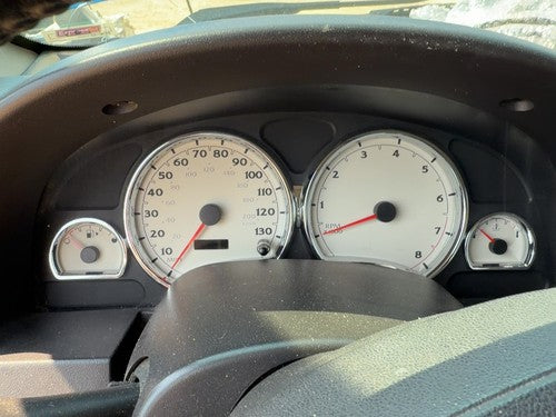 04-05 Saturn Vue Redline Speedometer Cluster Instrument Gauges Panel Oem Dash