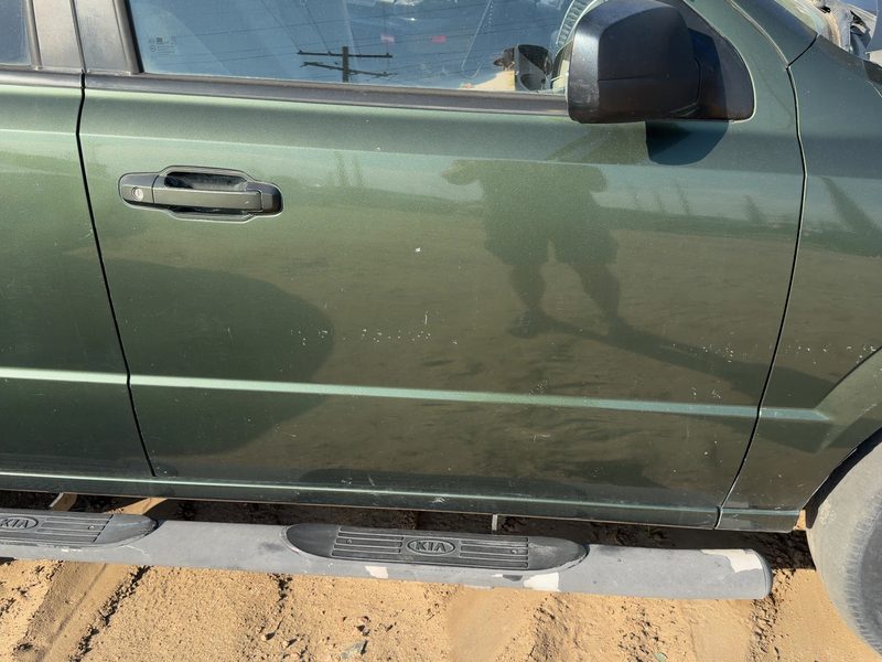 2003-2009 Kia Sorento Front Door RH