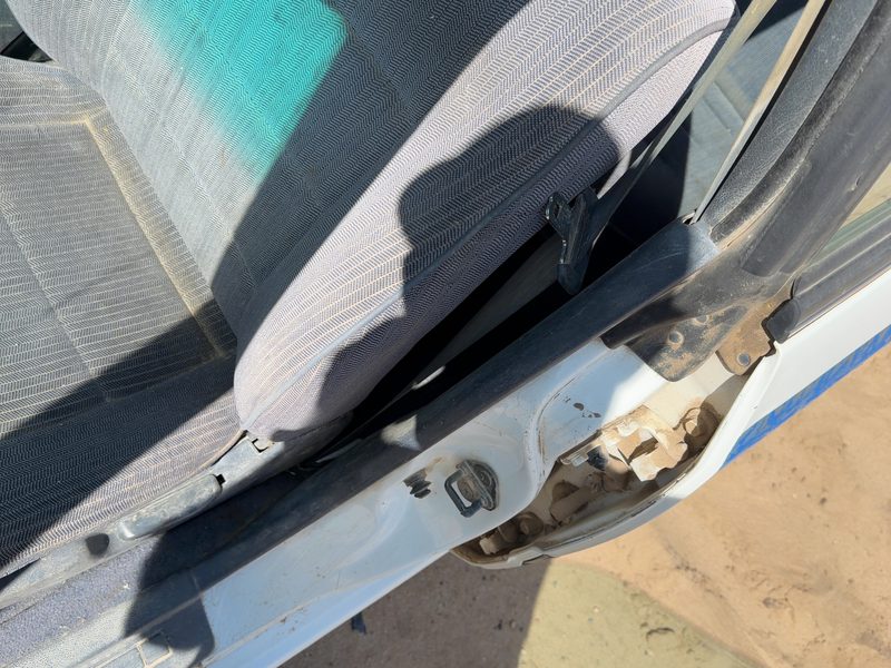 1994 Subaru Legacy/ Outback Front Seat Belt LH