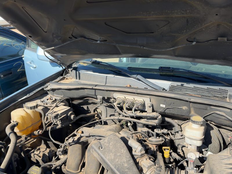 2008-2012 Mercury Mariner Hood Hinge RH