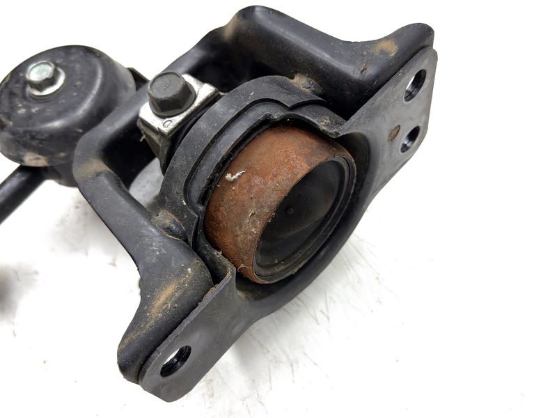 2010 Nissan Versa Engine Frame Mount